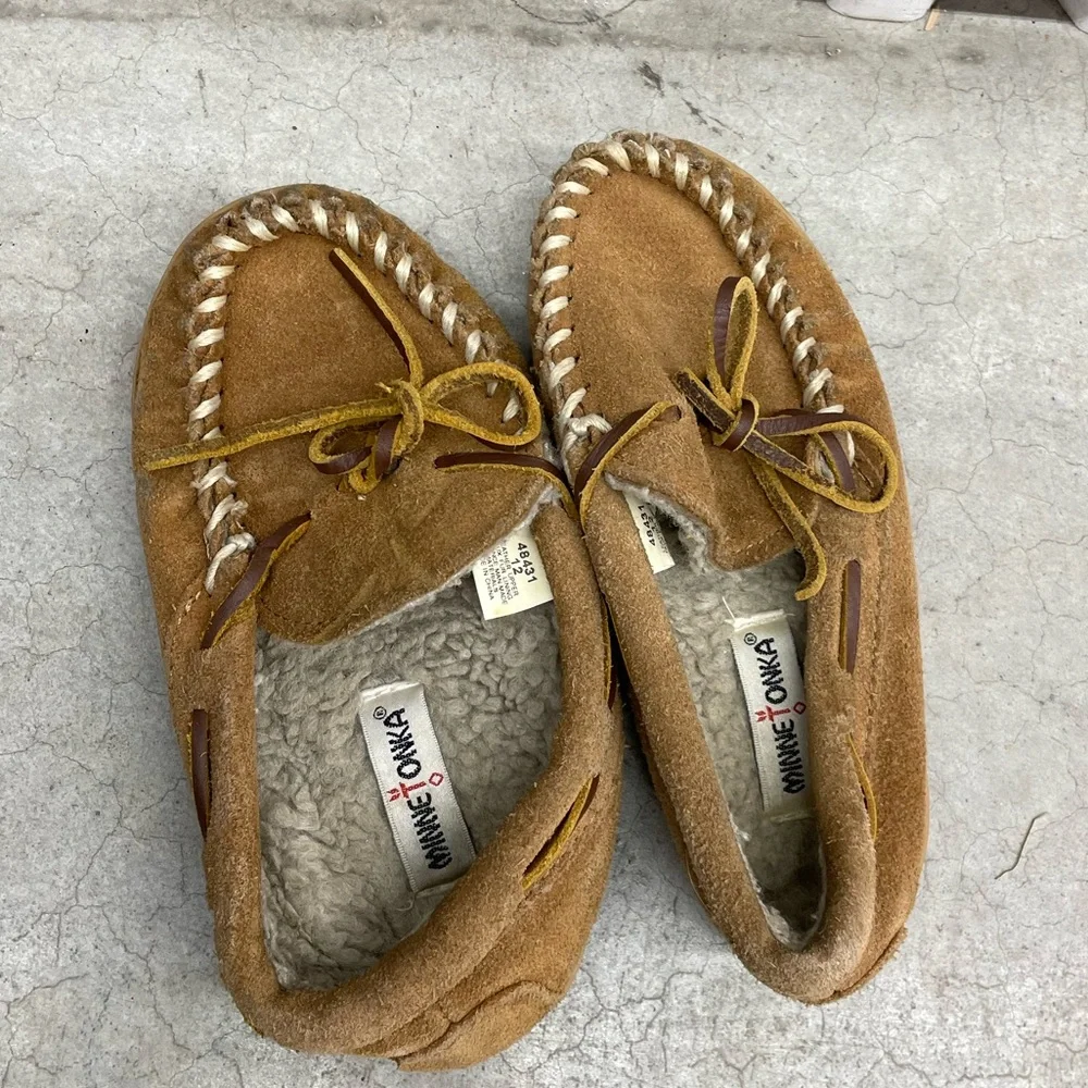 Minnetonka Kids Moccasins Size 12